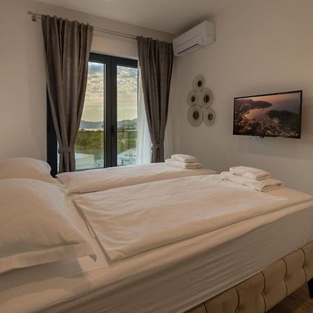 Libero Amfora Makarska Extérieur photo