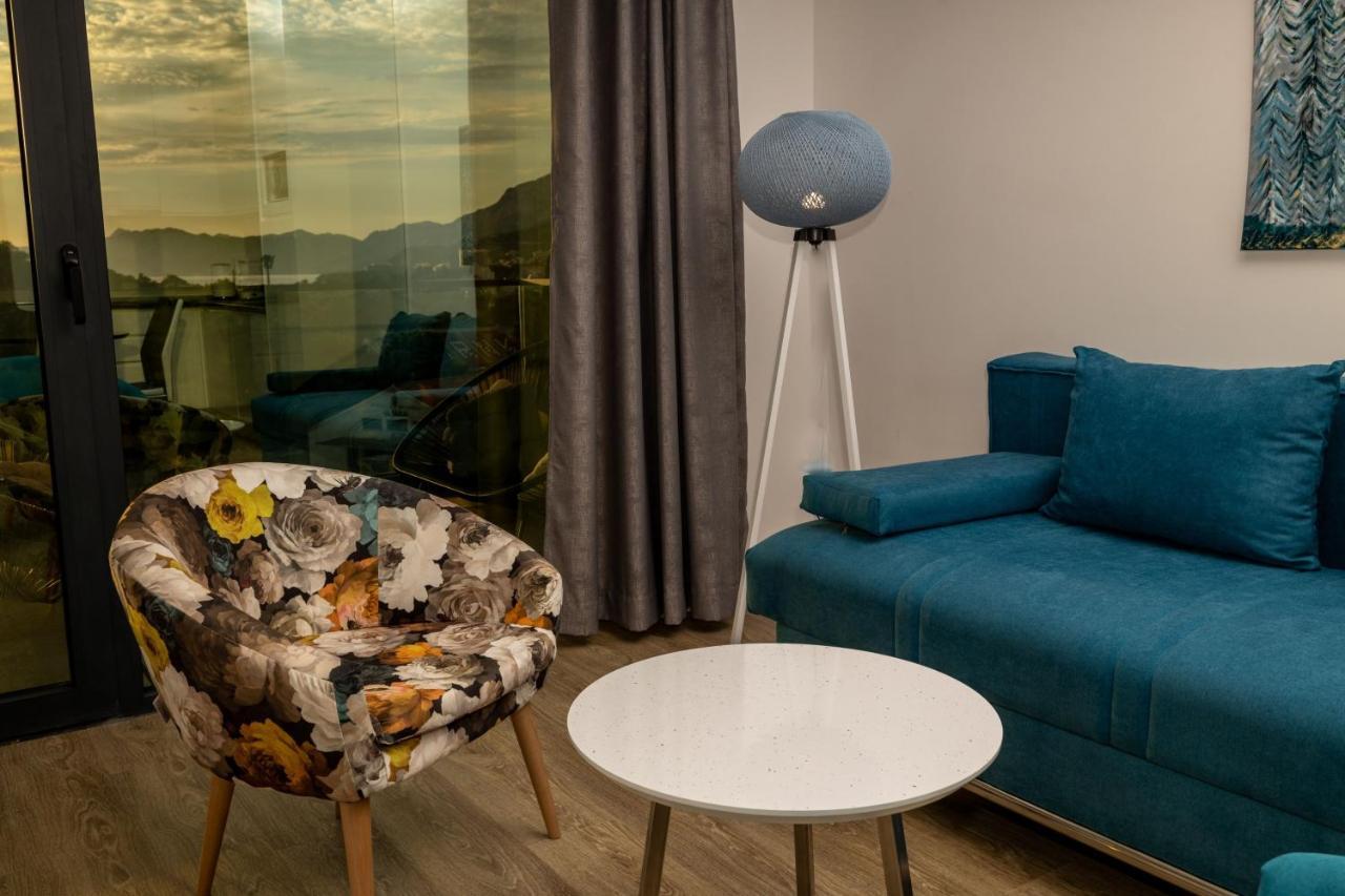 Libero Amfora Makarska Extérieur photo